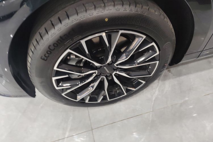 极氪 极氪7X 2025 汽车图片 #9