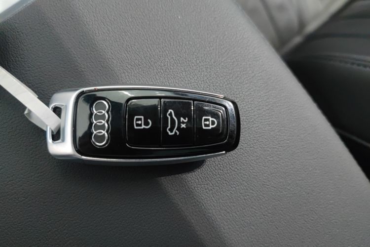 Audi A6 (Imported) 2023 изображение автомобиля #9