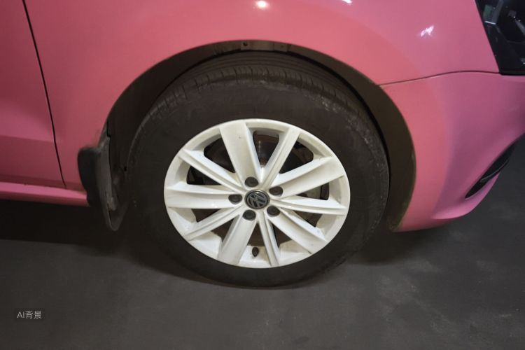 Polo 2015 car image #9