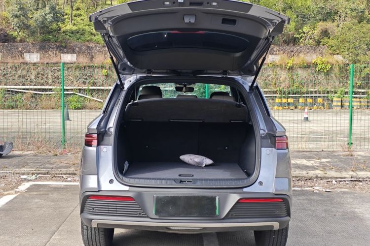 BYD Song Pro New Energy 2024 car image #9