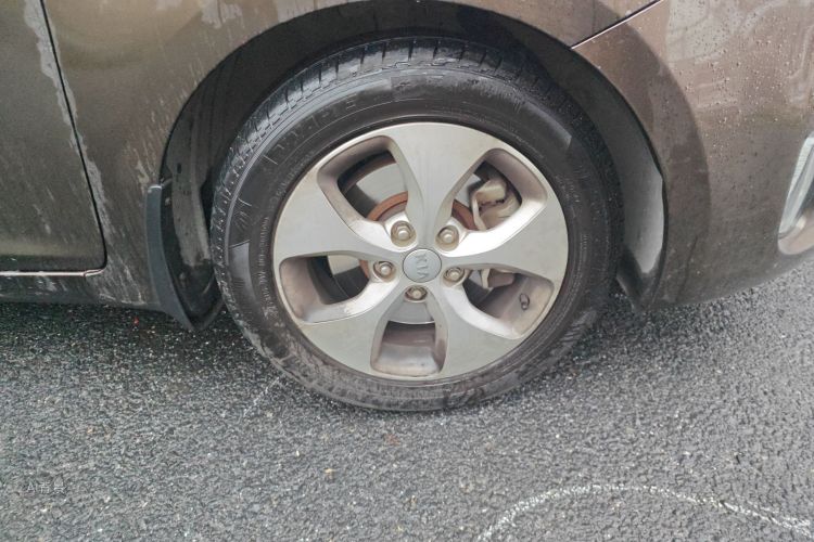 Kia Carens 2016 image de voiture #9