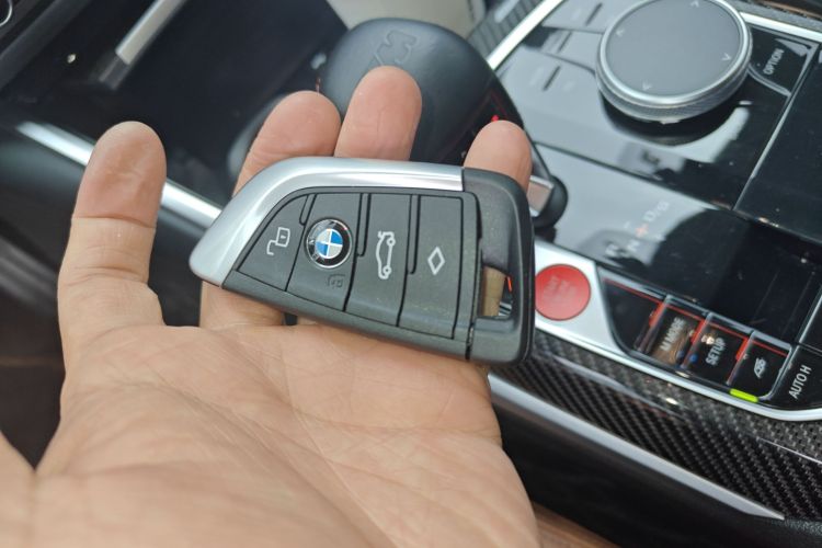 BMW M2 2024 car image #9