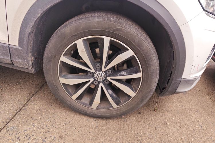 T-Roc 2019 car image #9