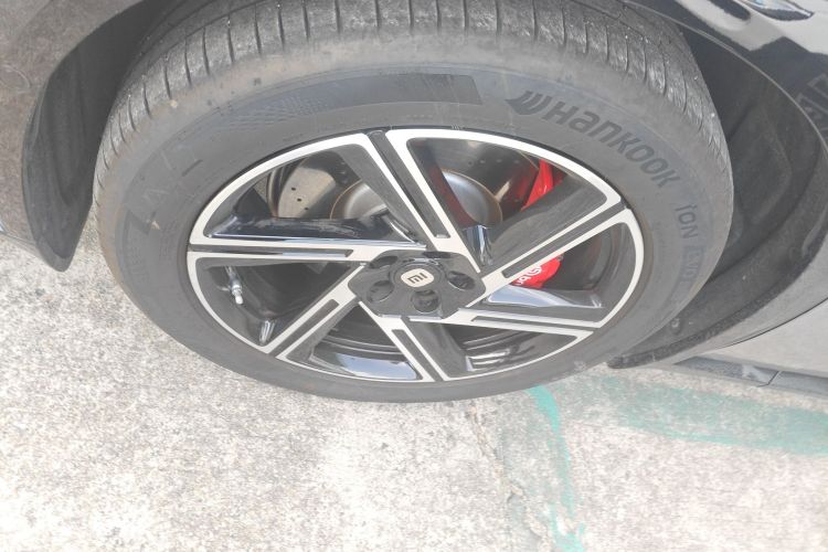 小米汽车 小米YU7 2025 汽车图片 #9