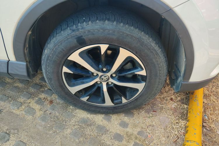 Toyota RAV4 2018 #9 Toyota RAV4 2018 car image #9