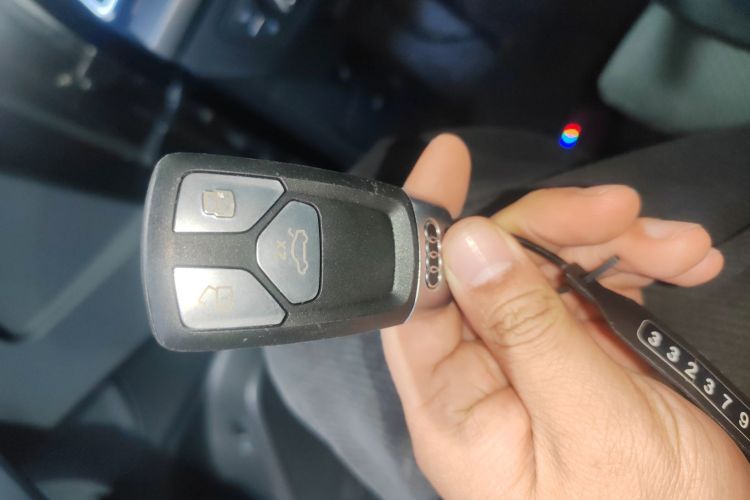 Audi Q5L Sportback 2023 #9 Audi Q5L Sportback 2023 car image #9