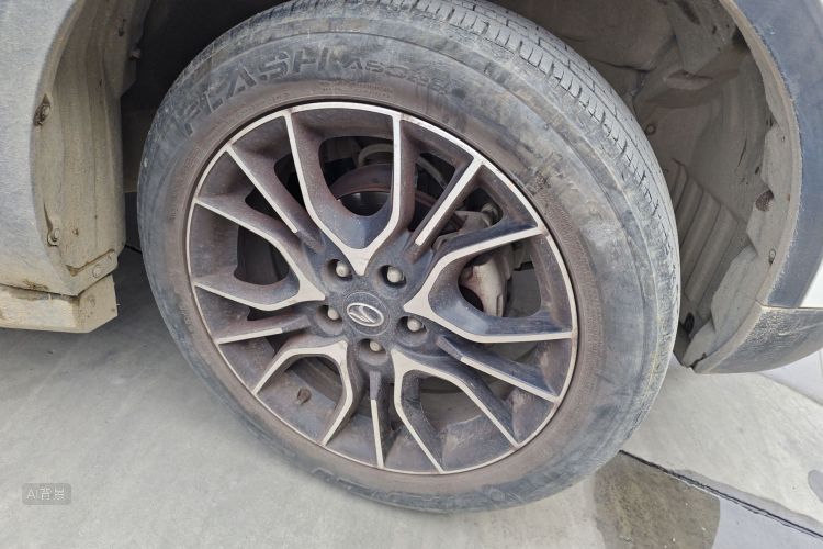 Soueast DX3 2018 #9 Soueast DX3 2018 صورة سيارة #9