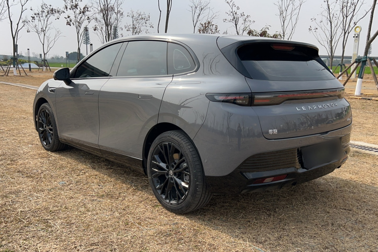 零跑汽车 零跑Lafa5 2025 汽车图片 #9