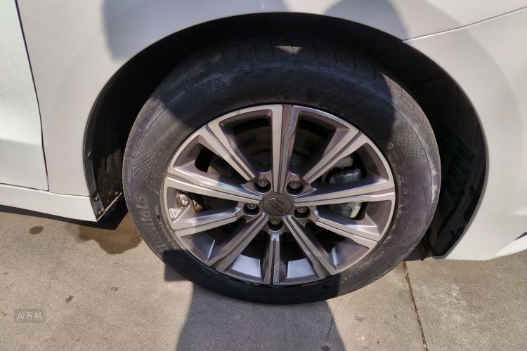 GEELY Ulion New Energy 2018 car image #9