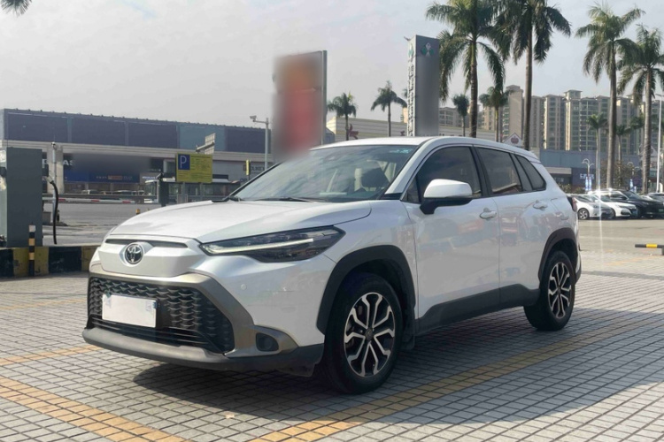 Toyota Frontlander 2022 car image #9