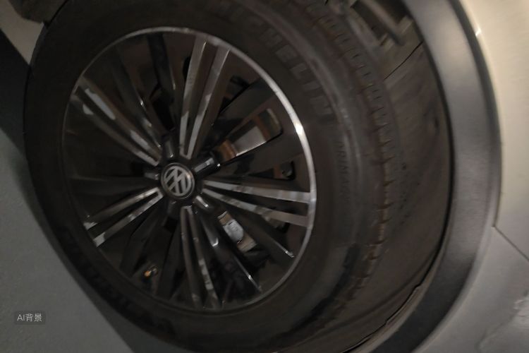 Volkswagen Tiguan L 2017 car image #9