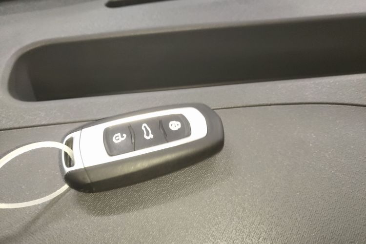 睿蓝汽车 2025 汽车图片 #9