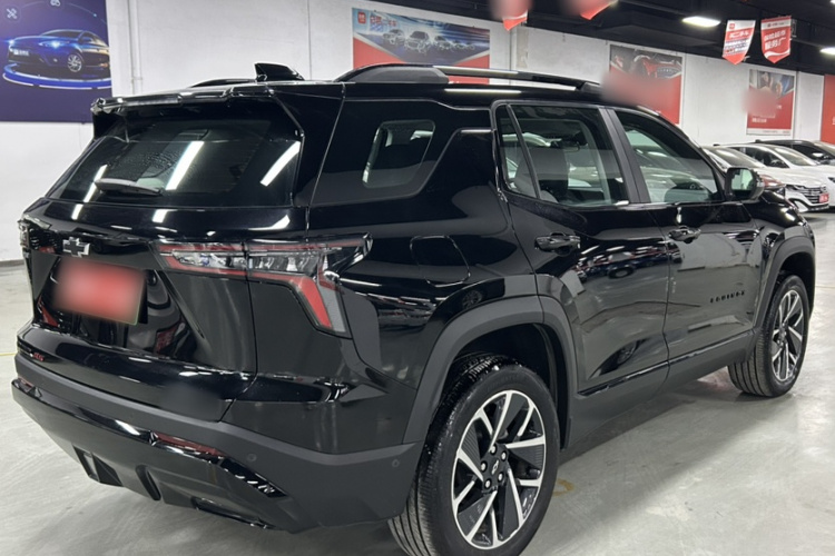 Chevrolet Equinox Plus 2025 #9 Chevrolet Equinox Plus 2025 صورة سيارة #9