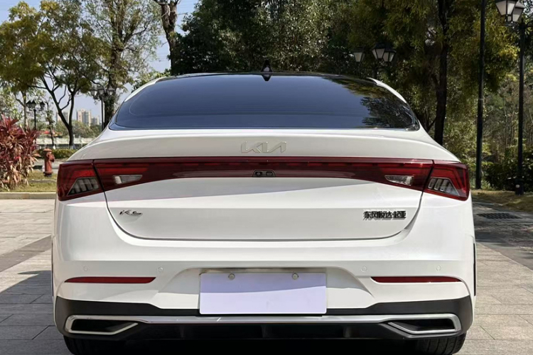 起亚 起亚K5 2022 汽车图片 #9