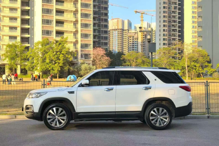 Changan CS95 2017 car image #9