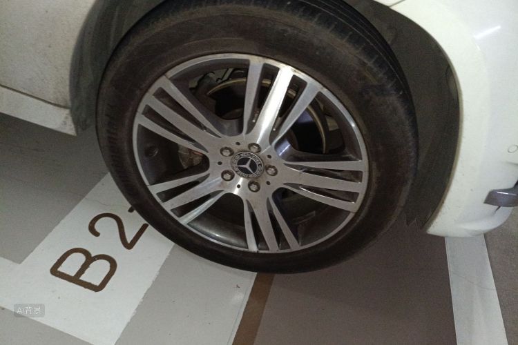 Mercedes-Benz GLK Class 2013 car image #9