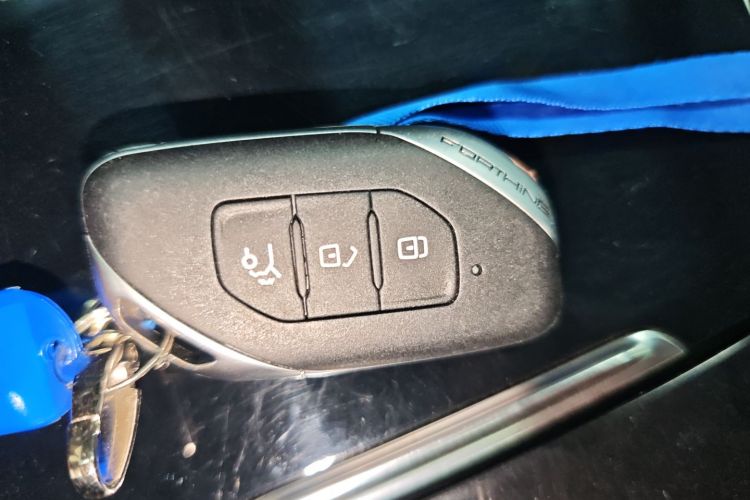 Forthing T5 EVO 2021 изображение автомобиля #9