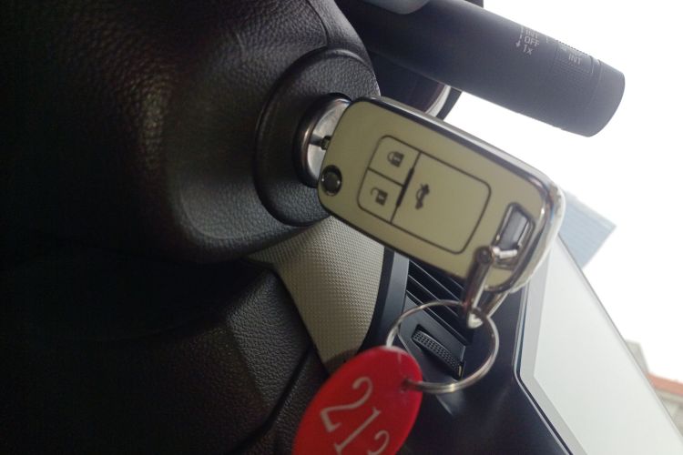 Chevrolet Cruze 2015 immagine di auto #9