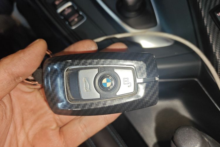 BMW M2 2018 immagine di auto #9