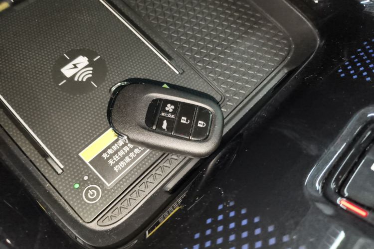 Honda S7 2025 car image #9