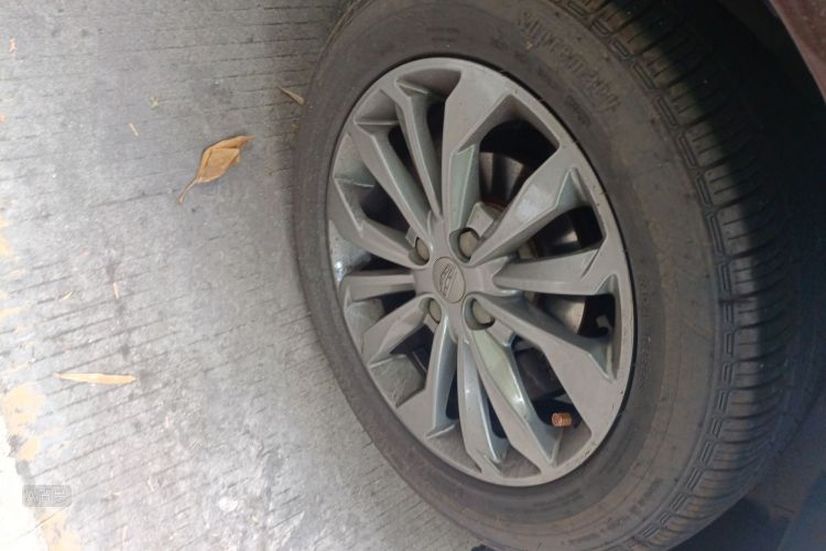 GEELY Vision 2017 car image #9