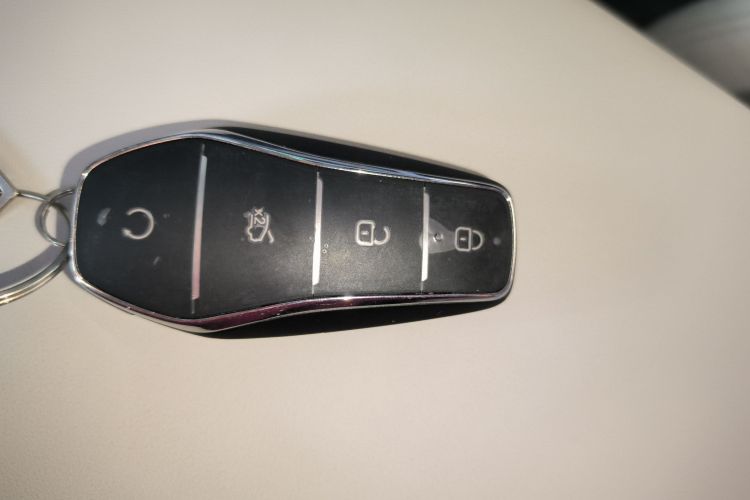 BYD Seal 05 DM-i 2025 car image #9