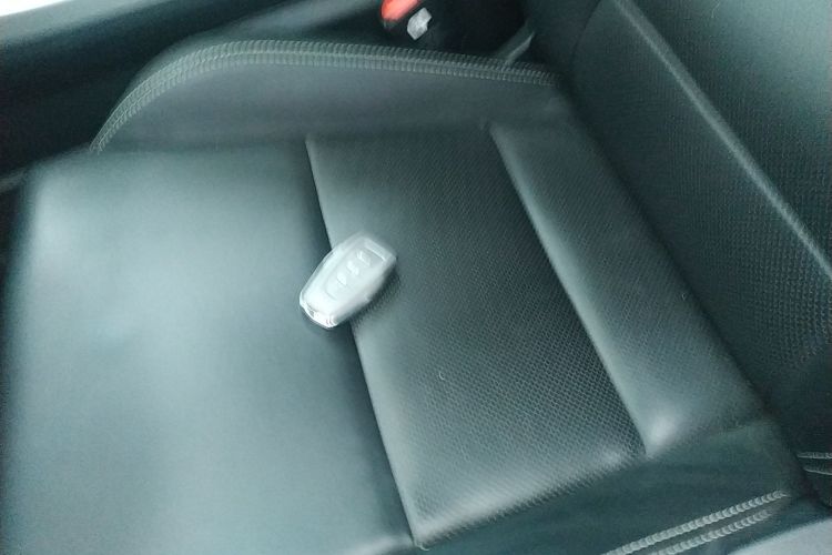 GEELY Coolray 2019 car image #9