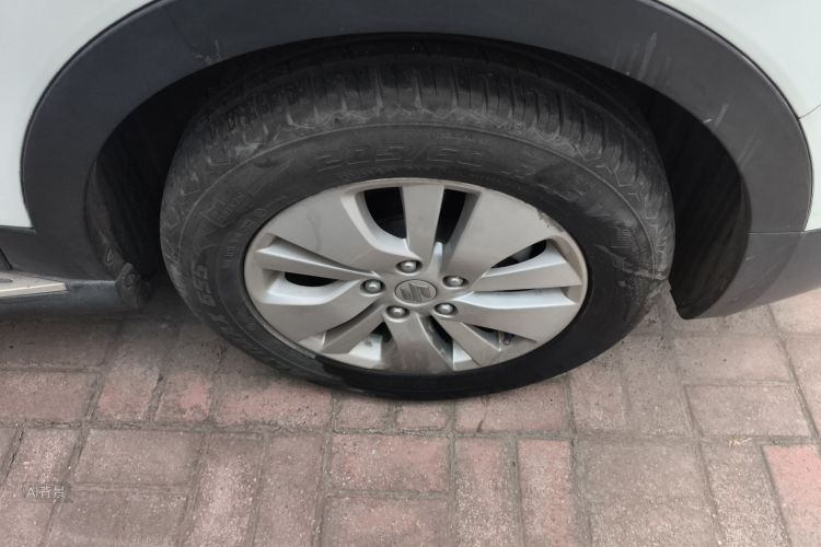 Suzuki S-Cross 2017 صورة سيارة #9