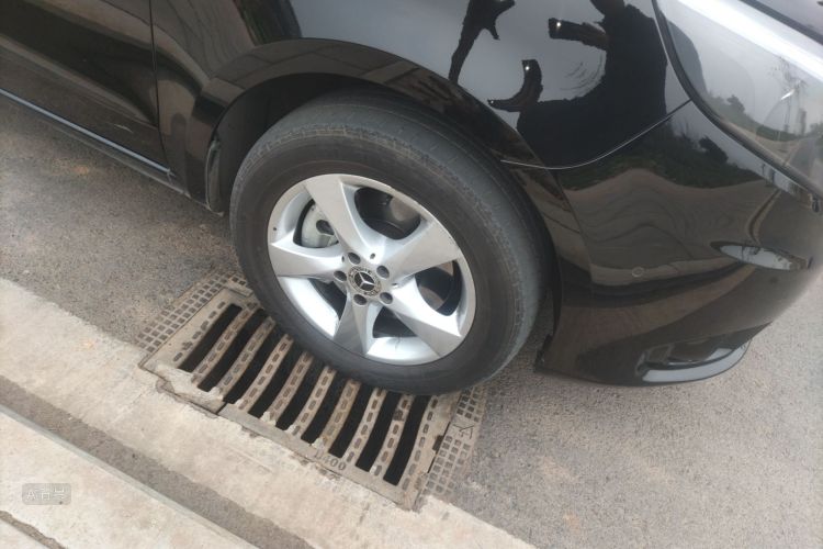 Mercedes-Benz Vito 2018 immagine di auto #9