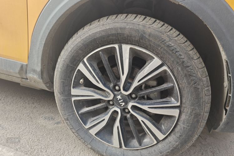 Kia KX1 2018 car image #9