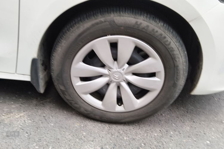 Citroen C-Elysée 2019 car image #9