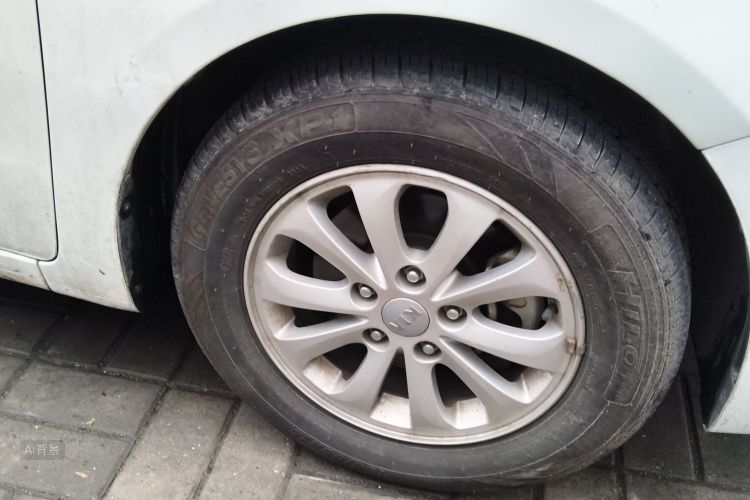 Kia K3 2017 car image #9