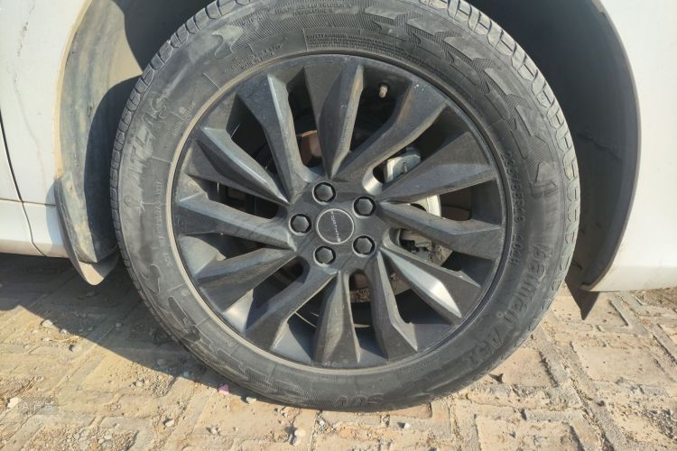 Forthing T5 EVO 2021 car image #9