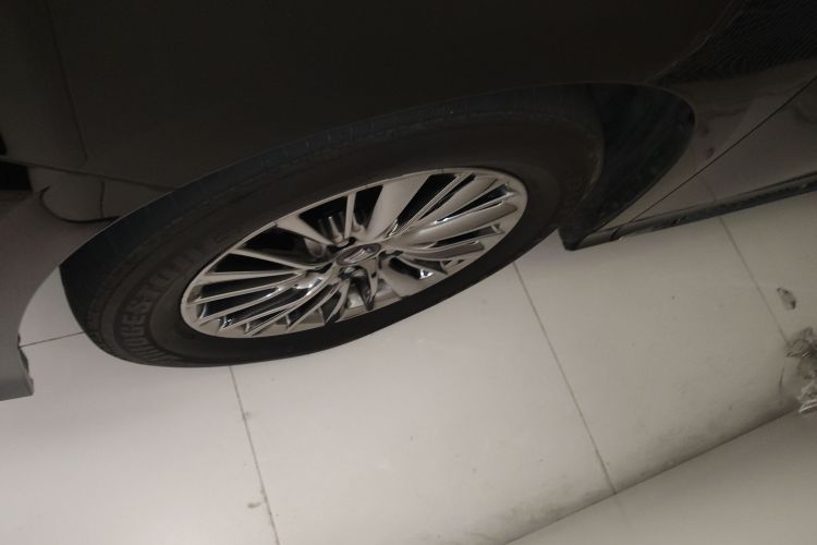 Toyota Vellfire 2022 #9 Toyota Vellfire 2022 صورة سيارة #9