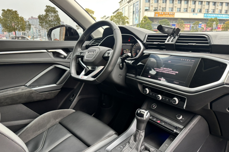 Audi Q3 Sportback 2022 #9 Audi Q3 Sportback 2022 car image #9