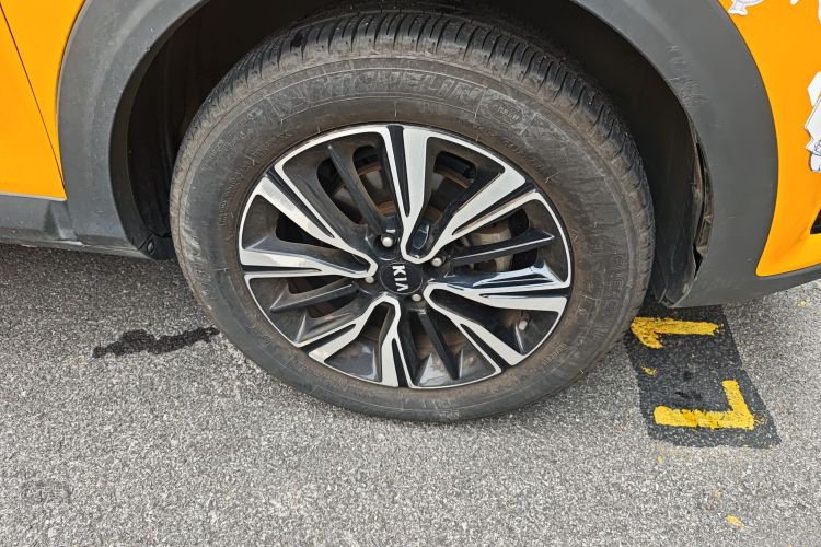 起亚 奕跑 2019 汽车图片 #9