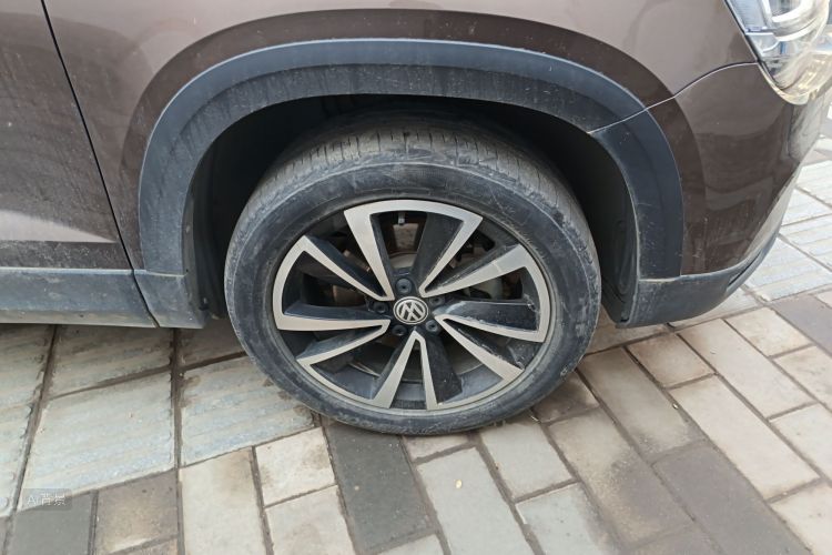 Volkswagen Tharu 2020 car image #9