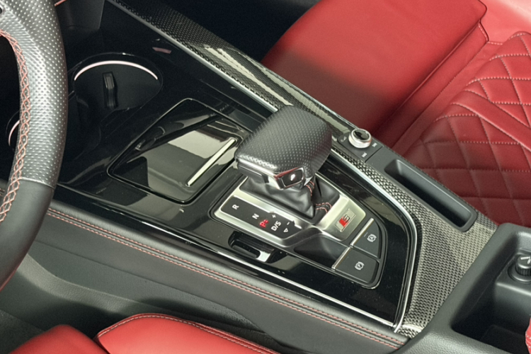 Audi S5 2023 car image #9