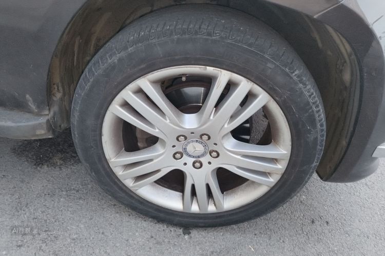 Mercedes-Benz GLK Class 2014 car image #9