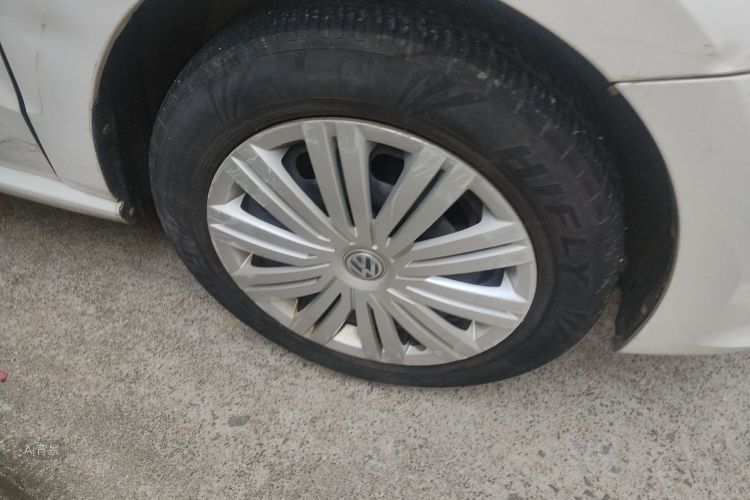 Polo 2016 car image #9
