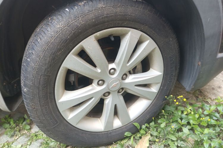 Chevrolet Captiva 2014 car image #9