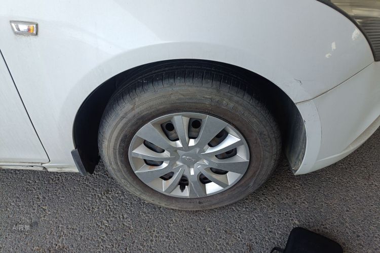 Chevrolet Cruze 2015 immagine di auto #9