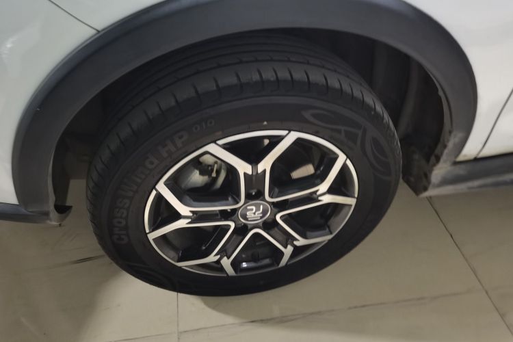 BYD Yuan Pro 2023 car image #9