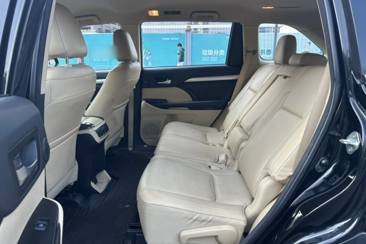 Toyota Highlander 2019 #9 Toyota Highlander 2019 car image #9