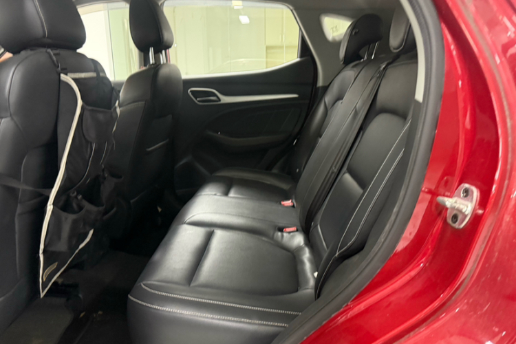 MG ZS 2017 car image #9