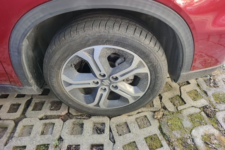 Suzuki Vitara 2016 image de voiture #9