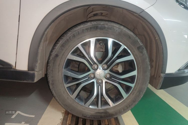 劳斯莱斯 欧蓝德 2017 汽车图片 #9