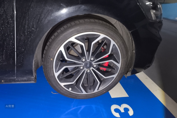 Ford Focus 2019 car image #9