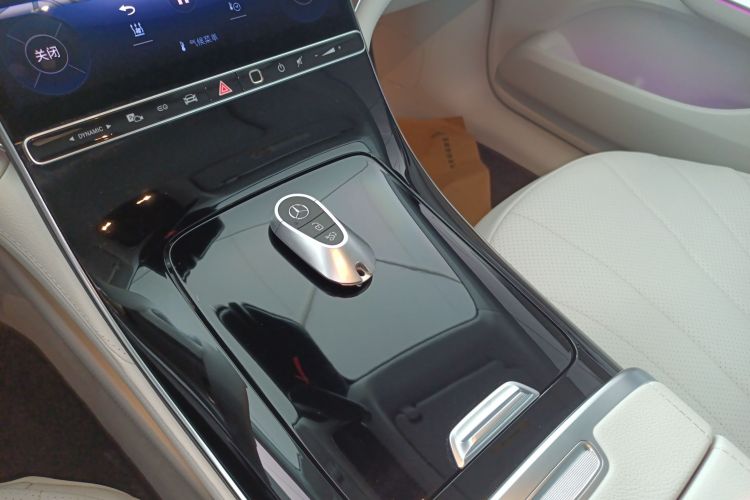 Mercedes-Benz EQE Class 2023 car image #9