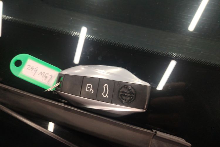 MG 7 2024 car image #9